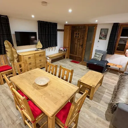 Le Refuge D'ours, Champagny Apartment